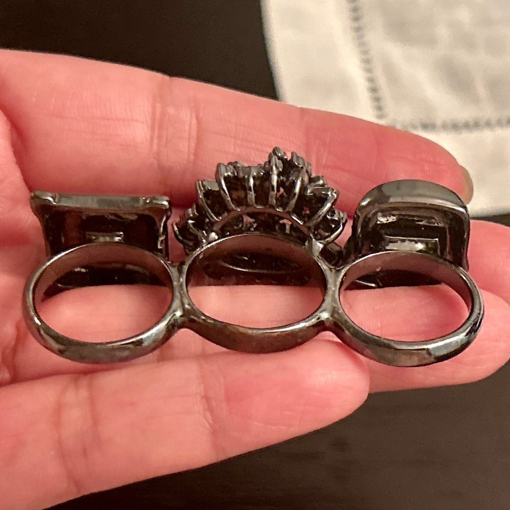Three Finger Cocktail Statement Ring - image 6
